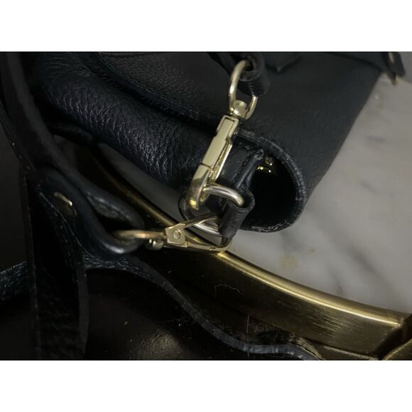 Divina Firenze Italian Leather Abbi  Black Crossbody/Shoulder Flap Bag Purse - Picture 5 of 10